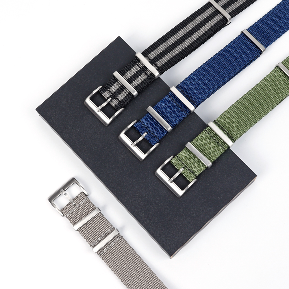 High Quality Soft Nylon Watch Strap Maker Wholesales 1.5mm Thickness Woven Nylon Watch Bracelet OEM Custom Nato Nylon Watch Bands