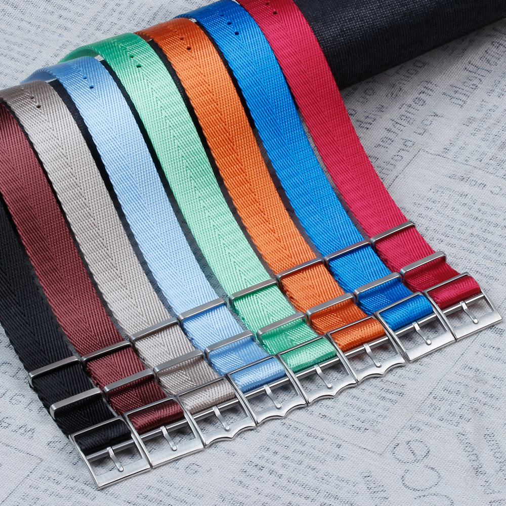 High Quality Herringbone Pattern Nylon Watch Bands Manufacturer Wholesales One Piece of NATO Nylon Wrist Watch Straps V-grain Nylon Watch Bracelet