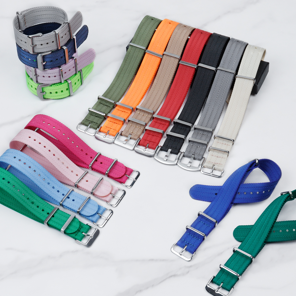 Factory Bulk Custom Four-stripe Nylon Watch Straps 20mm 22mm NATO Nylon Watch Bands One Piece of Fabric Nylon Wrist Watch Bracelet